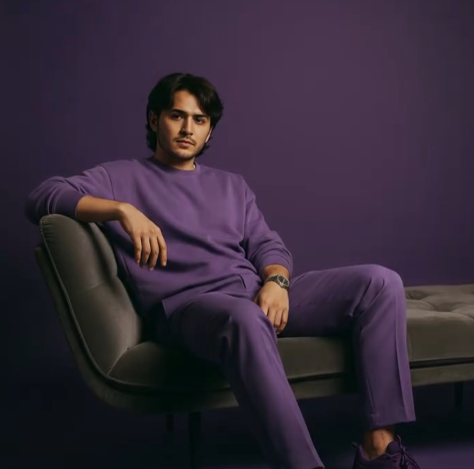 Cinematic Purple Drip 💜🦄 • Ai Image prompt 🌸🔥💕 - AI Prompt