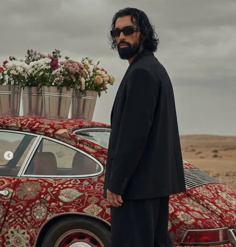 Ultra-Realistic Editorial Portrait with Carpet Porsche 964 - AI Prompt